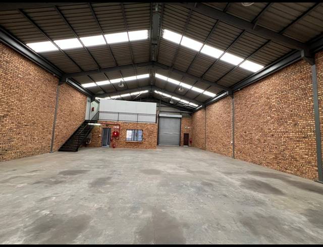 347M² WAREHOUSE TO LET IN STRIJDOMPARK